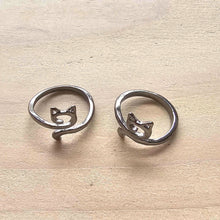 Load image into Gallery viewer, Yarn Guide Rings
