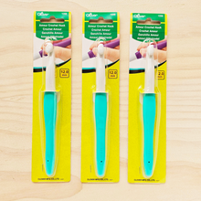Load image into Gallery viewer, Clover Amour Crochet Hooks