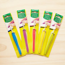 Load image into Gallery viewer, Clover Amour Crochet Hooks
