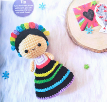 Load image into Gallery viewer, Bookazine - Crochet Toy Box