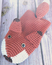 Load image into Gallery viewer, Bookazine - Crochet Toy Box