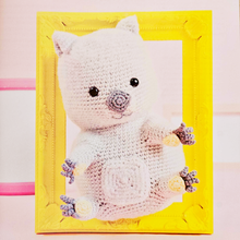 Load image into Gallery viewer, Bookazine - Cruious Crochet Creatures
