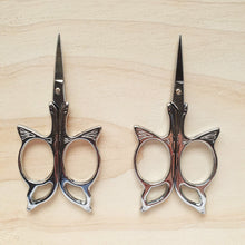 Load image into Gallery viewer, Embroidery Scissors