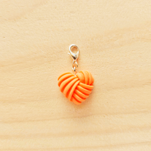 Load image into Gallery viewer, Stitch Markers - Yarn Heart