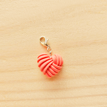 Load image into Gallery viewer, Stitch Markers - Yarn Heart
