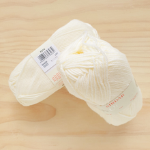 Load image into Gallery viewer, Sirdar Snuggly 4ply