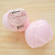 Load image into Gallery viewer, Panda - Miracle 4ply