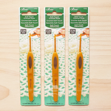Load image into Gallery viewer, Clover Soft Touch Crochet Hooks