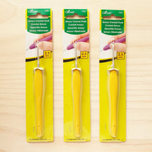 Load image into Gallery viewer, Clover Amour Crochet Hooks