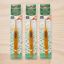 Load image into Gallery viewer, Clover Soft Touch Crochet Hooks