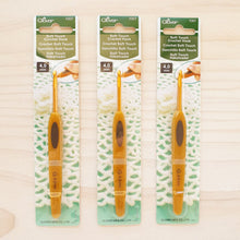 Load image into Gallery viewer, Clover Soft Touch Crochet Hooks