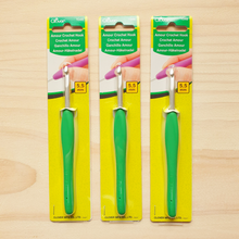 Load image into Gallery viewer, Clover Amour Crochet Hooks