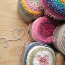 Load image into Gallery viewer, King Cole Curiosity