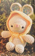 Load image into Gallery viewer, Bookazine - Create with Crochet - Soft Toys