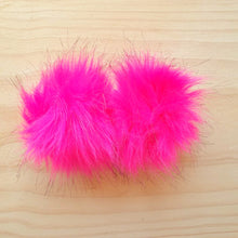 Load image into Gallery viewer, Faux Fur Pom Pom - Elastic 6cm