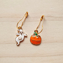 Load image into Gallery viewer, Stitch Markers - Halloween