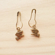 Load image into Gallery viewer, Stitch Markers - Halloween