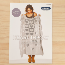 Load image into Gallery viewer, Patons - Heart Throw