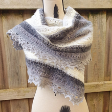 Load image into Gallery viewer, Hugs & Kisses Wrap - PDF Download Only