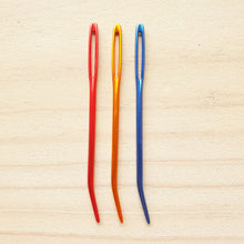 Load image into Gallery viewer, Yarn Needles - Bent Tip