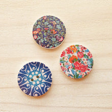 Load image into Gallery viewer, Buttons - Retro Wood Mixed