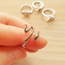 Load image into Gallery viewer, Yarn Guide Rings