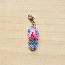 Load image into Gallery viewer, Stitch Markers - Summer Thongs