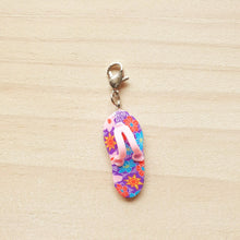 Load image into Gallery viewer, Stitch Markers - Summer Thongs