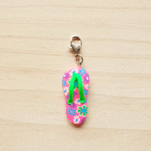 Load image into Gallery viewer, Stitch Markers - Summer Thongs