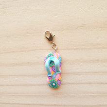 Load image into Gallery viewer, Stitch Markers - Summer Thongs