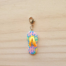 Load image into Gallery viewer, Stitch Markers - Summer Thongs