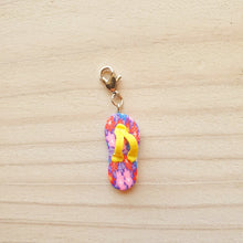 Load image into Gallery viewer, Stitch Markers - Summer Thongs