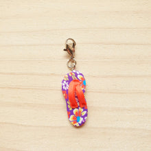 Load image into Gallery viewer, Stitch Markers - Summer Thongs