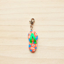 Load image into Gallery viewer, Stitch Markers - Summer Thongs