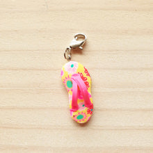 Load image into Gallery viewer, Stitch Markers - Summer Thongs