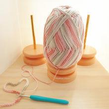 Load image into Gallery viewer, Yarn Butler