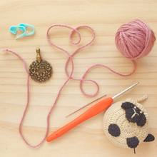 Load image into Gallery viewer, Yarn Cutter