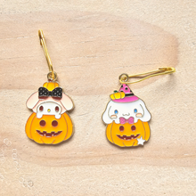 Load image into Gallery viewer, Stitch Markers - Pumpkin Friends
