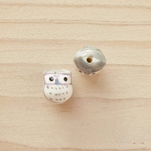 Load image into Gallery viewer, Ceramic Beads - Owls
