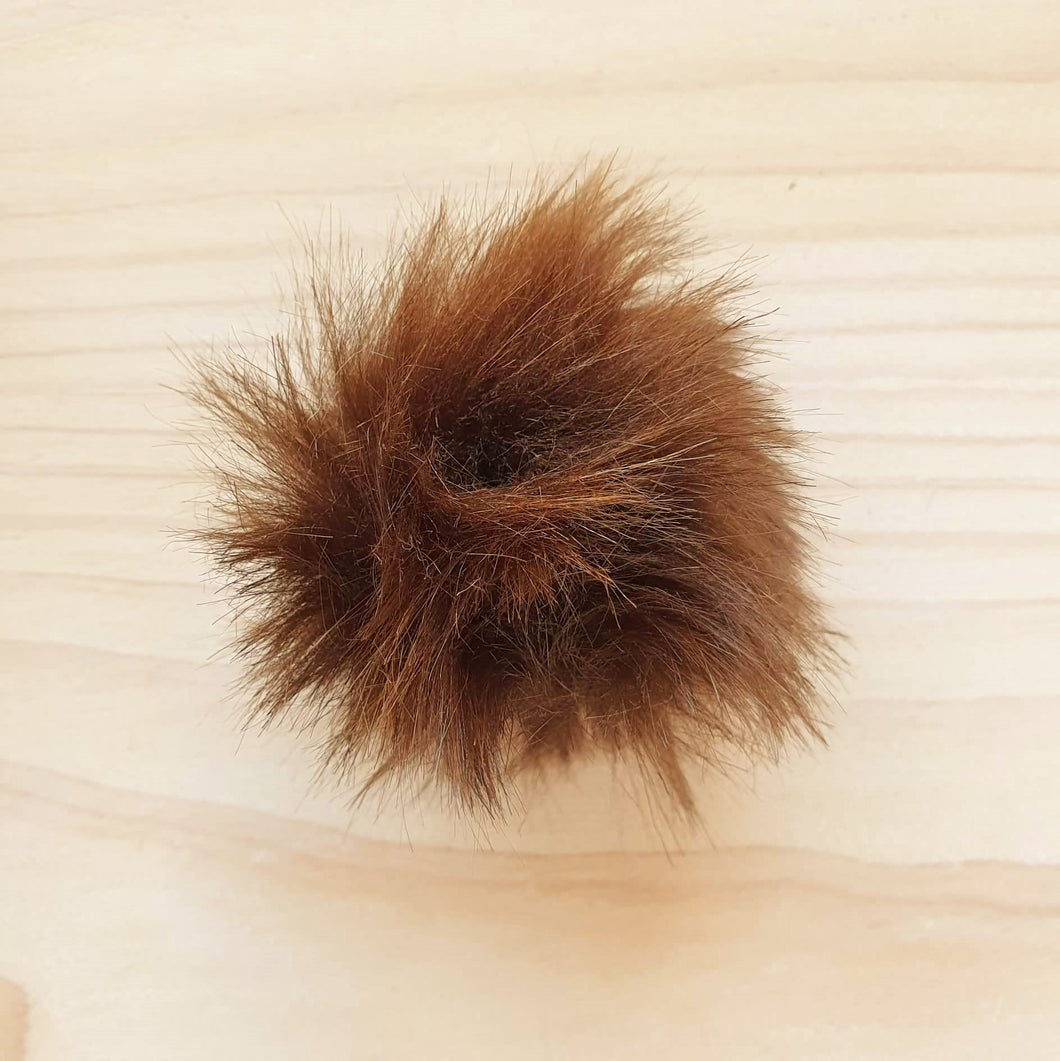 Furling Furry Pom Pom - Elastic