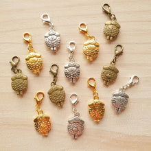 Load image into Gallery viewer, Stitch Markers - Precious Sheep

