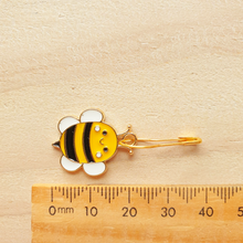 Load image into Gallery viewer, Stitch Markers - Queen Bee
