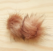 Load image into Gallery viewer, Faux Fur Pom Pom - Elastic 6cm
